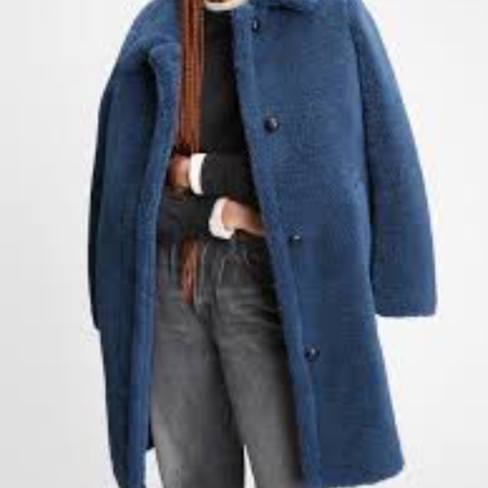 Nwt: blue Sherpa overcoat